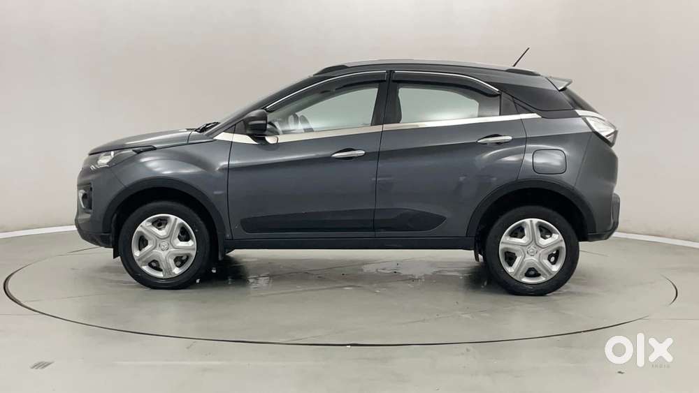 Tata Nexon 1.2 Revotron Xm (s), 2023, Petrol