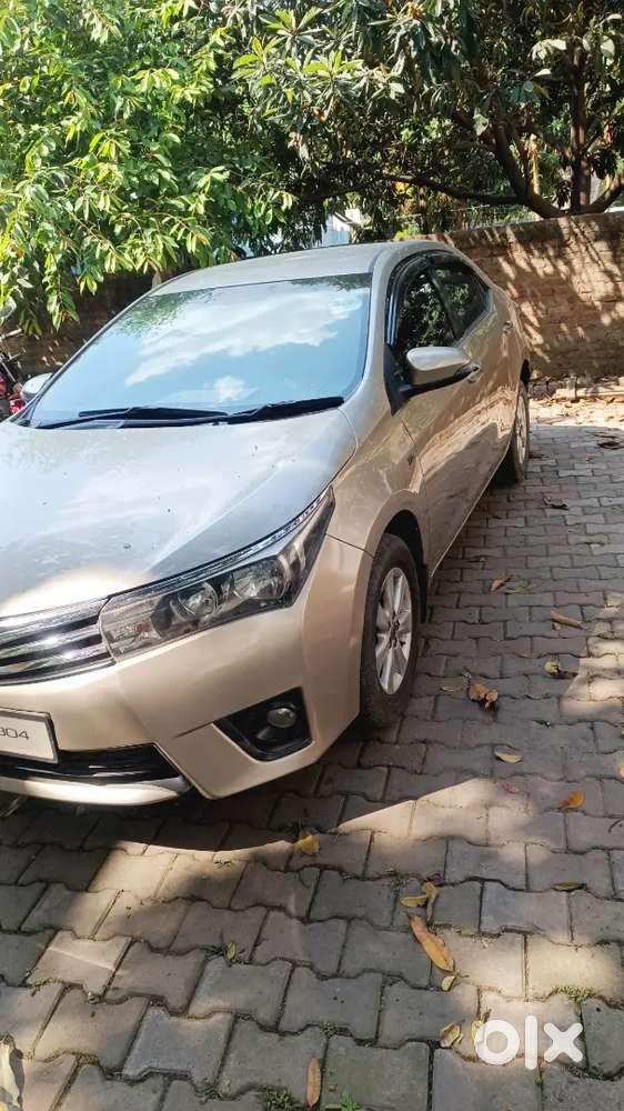 Toyota Corolla Altis 2015