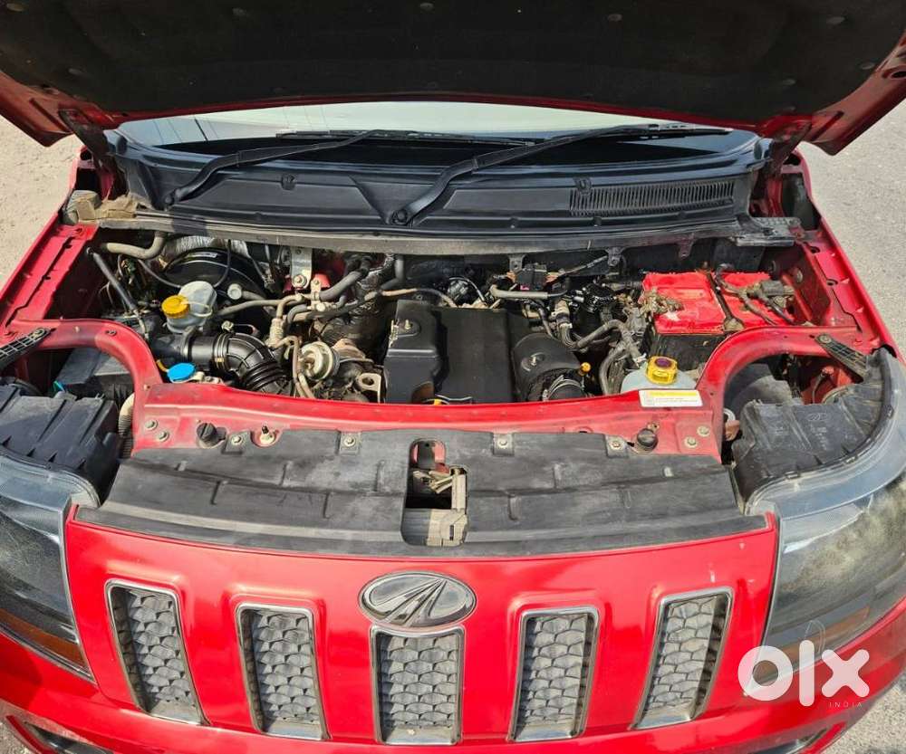 Mahindra Tuv 300 T10, 2018, Diesel