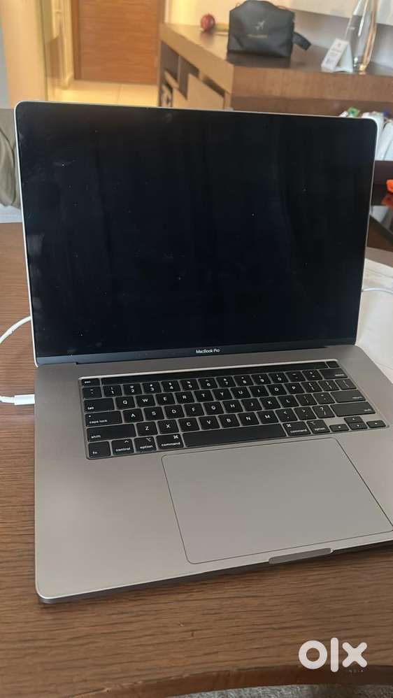 Macbook Pro 16