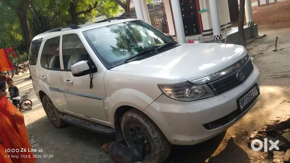 Tata Safari Storme 2012