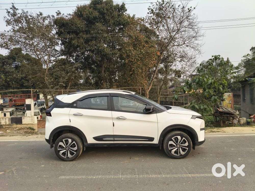 Tata Nexon Pure 1.2 S Revotron Petrol 6 Mt, 2024, Petrol