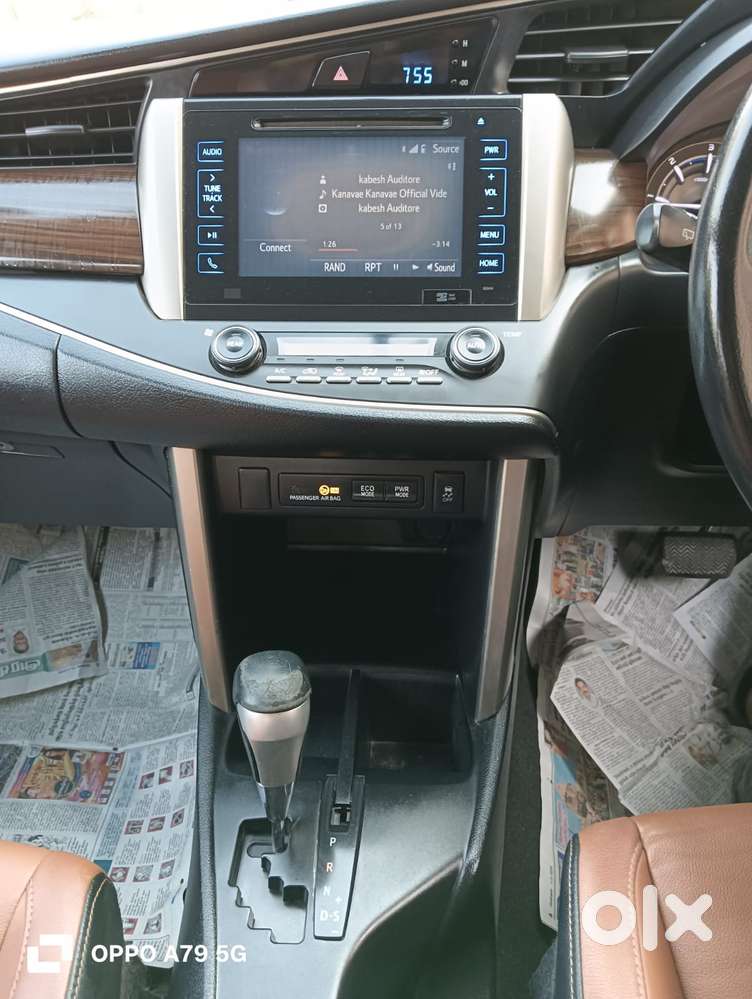 Toyota Innova Crysta 2.8 Z, 2016, Diesel