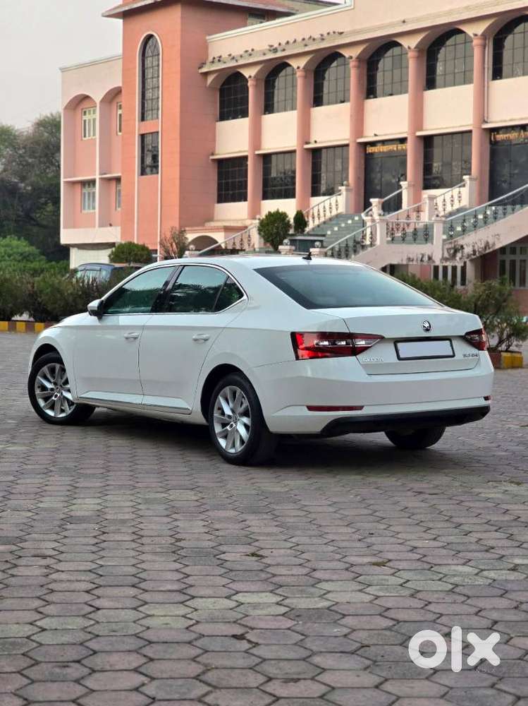 Skoda Superb L&k 2.0 Tdi At, 2020, Diesel