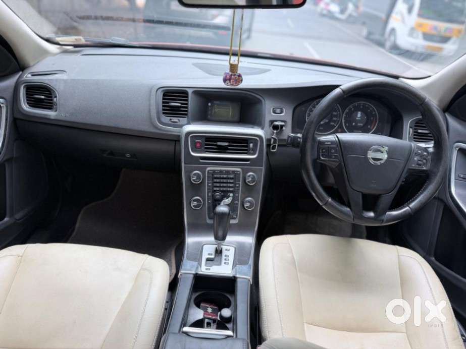 Volvo S60 Kinetic D3, 2012, Diesel