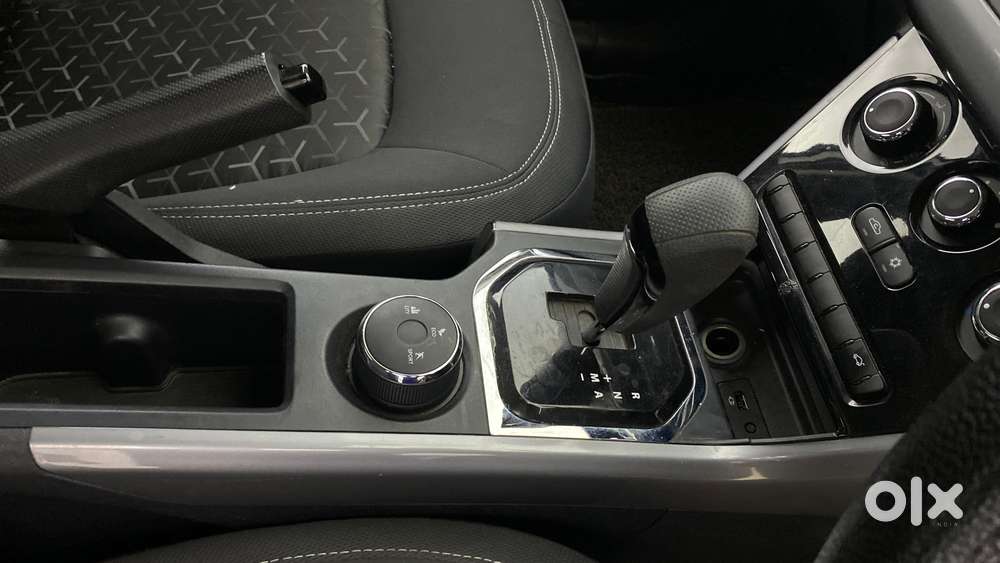 Tata Nexon 1.5 Revotorq Xma Amt, 2021, Petrol