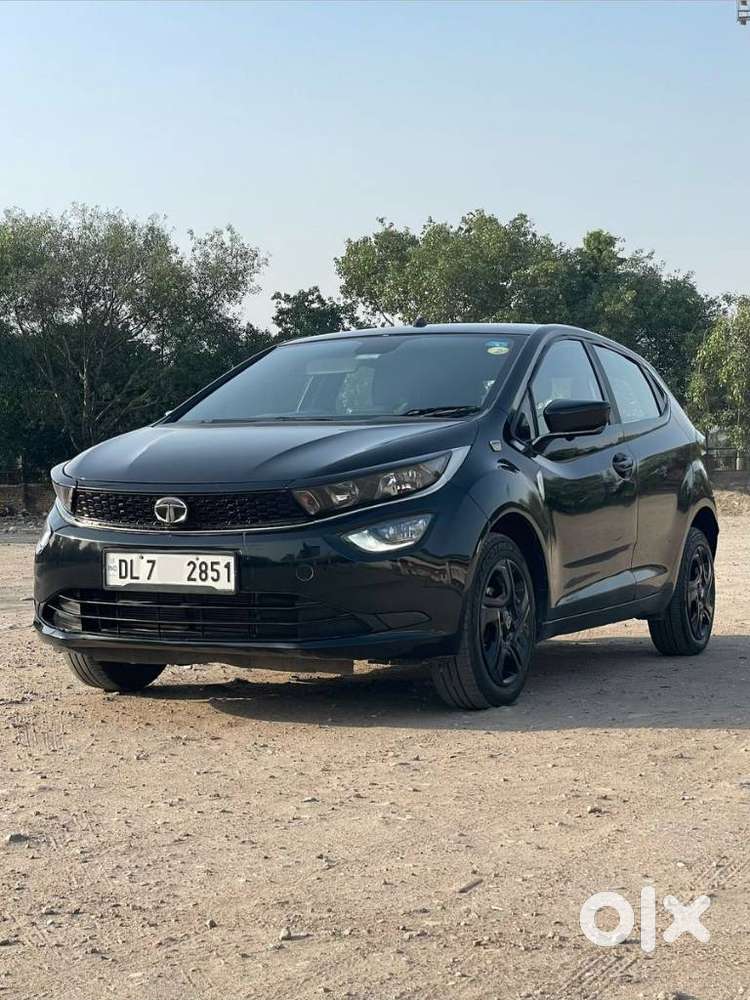 Tata Altroz 1.2 Xta Dark Edition, 2024, Petrol