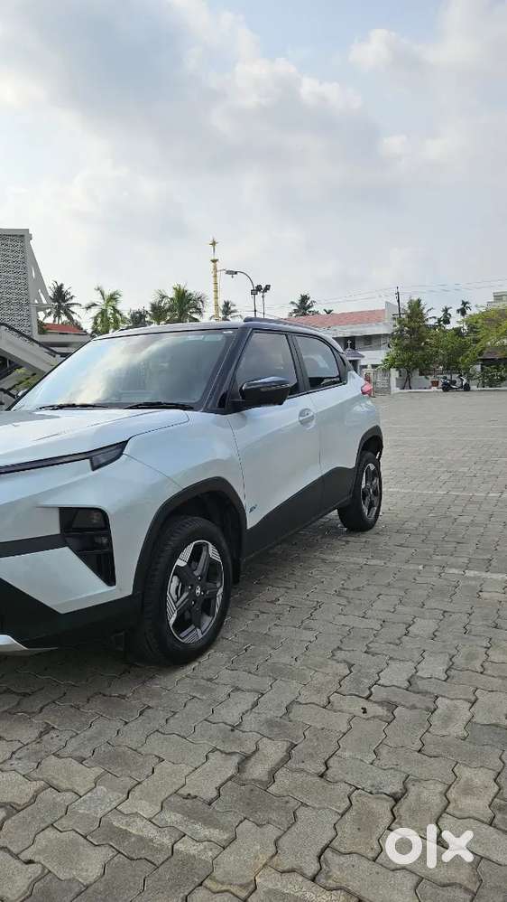 Tata Punch Ev 2025 17500 Km Driven