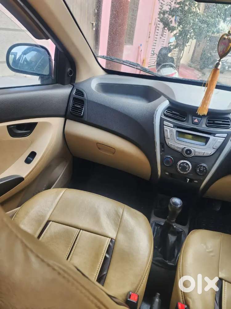 Hyundai Eon Magna 2015