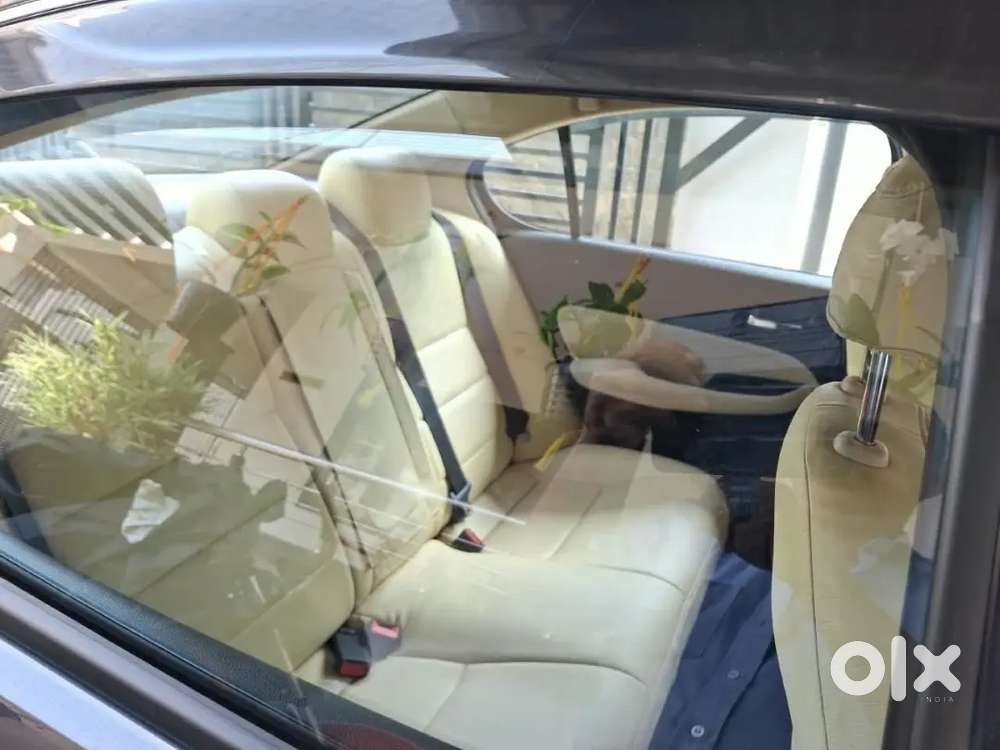 Honda City 1.5 V Petrol 2023