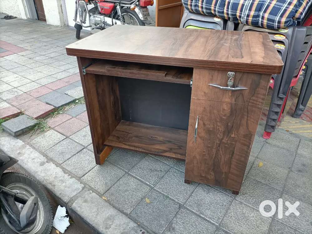 Used Study Table Buy Sell Used Furniture in India OLX