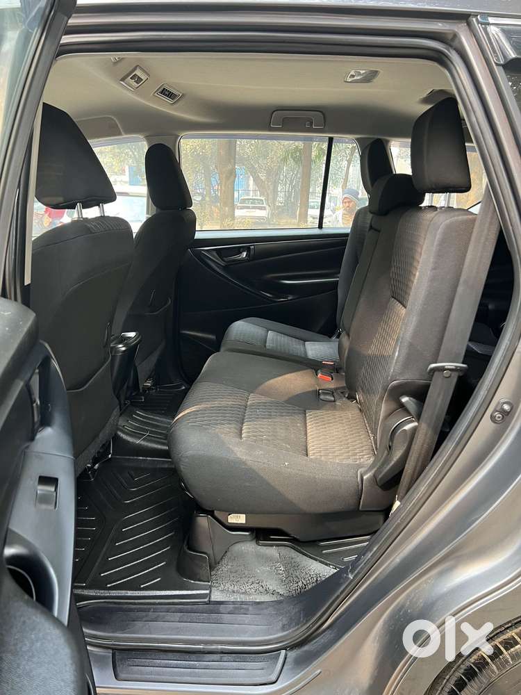 Toyota Innova Crysta