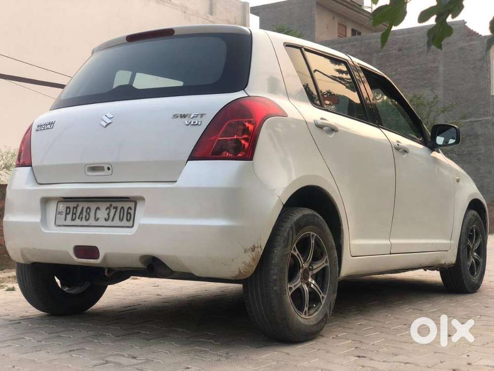 Maruti Suzuki Swift 2009 Diesel 113000 Km Driven