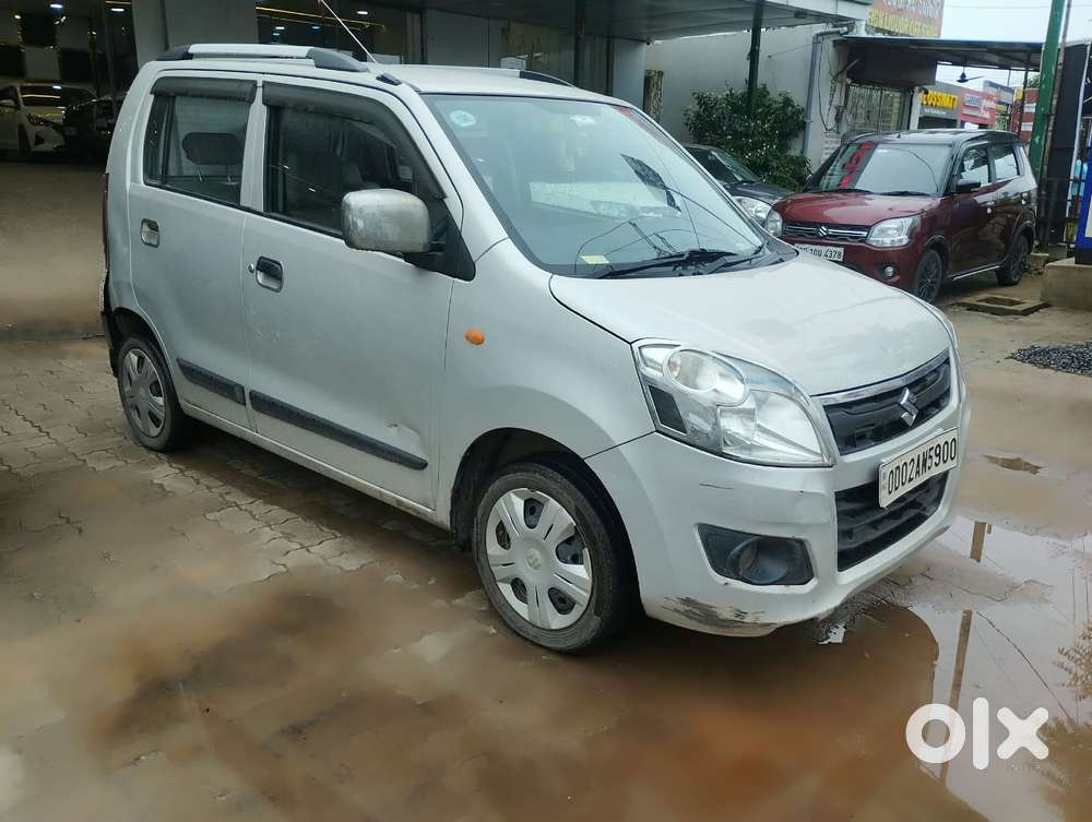 Maruti Suzuki Wagon R Vxi Amt1.2, 2017, Petrol
