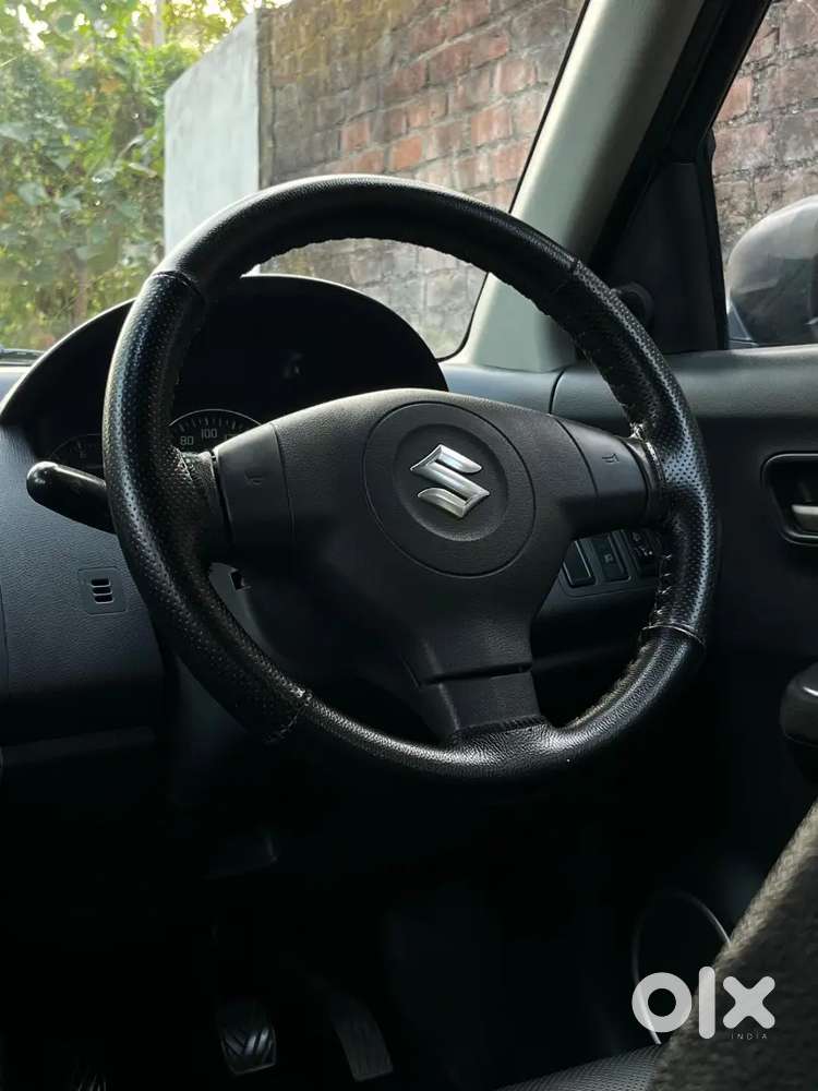 Maruti Suzuki Swift 2010 Year