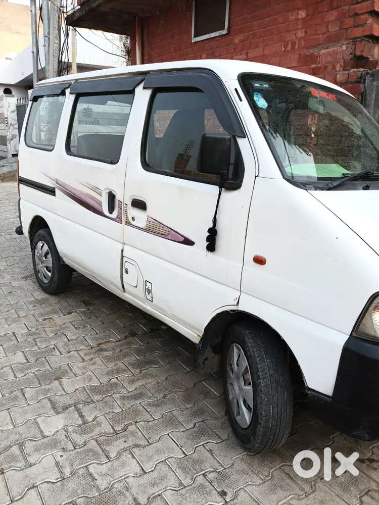 Maruti Suzuki Eeco 2015 Petrol And Cng 76000 Km Driven
