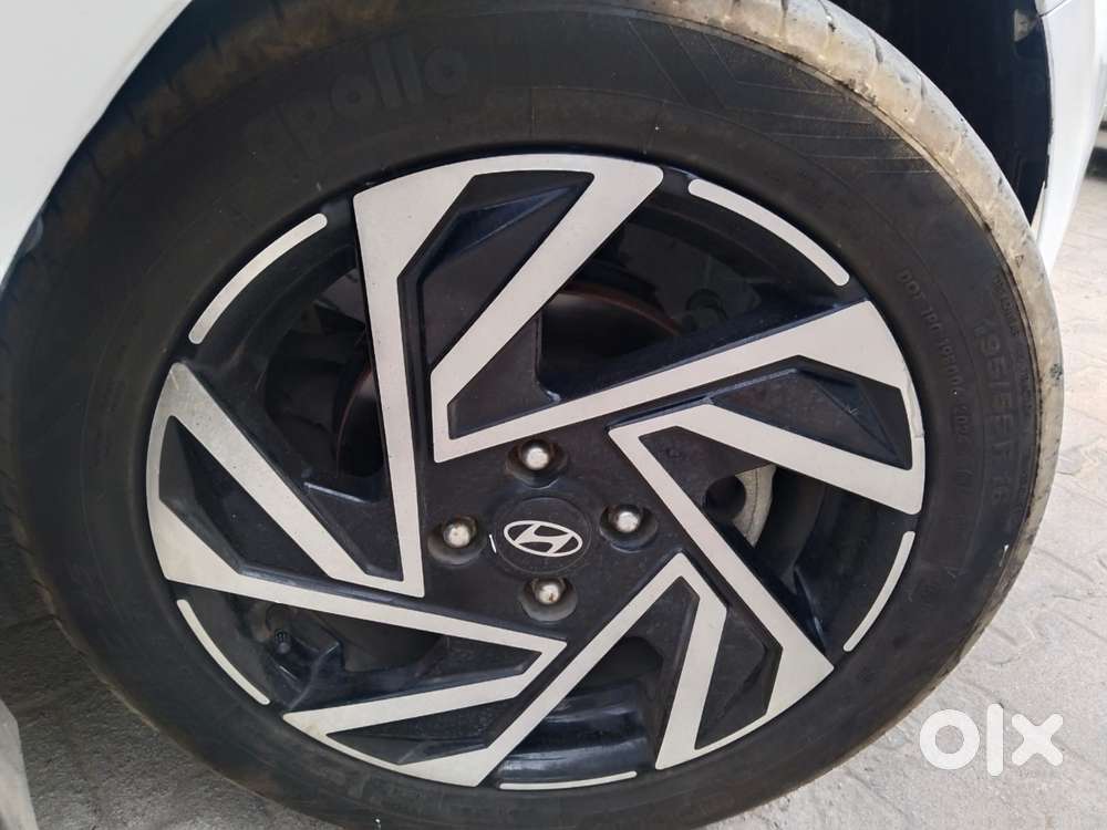 Hyundai New I20 1.2 Asta (o) Mt, 2024, Petrol