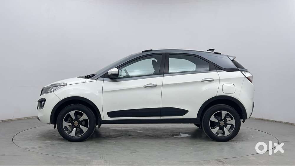 Tata Nexon 1.2 Revotron Xz Plus Dual Tone, 2019, Petrol