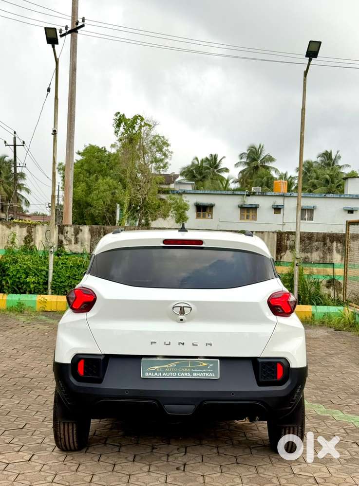 Tata Punch Accomplished Mt Sunroof, 2023, Petrol