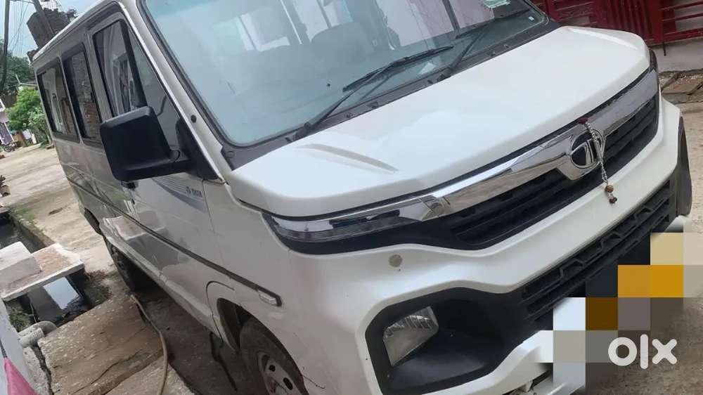 Tata Winger Deluxe 2024