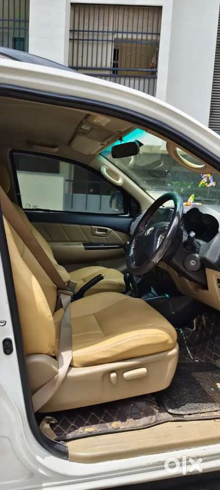 Toyota Fortuner 3.0 2014