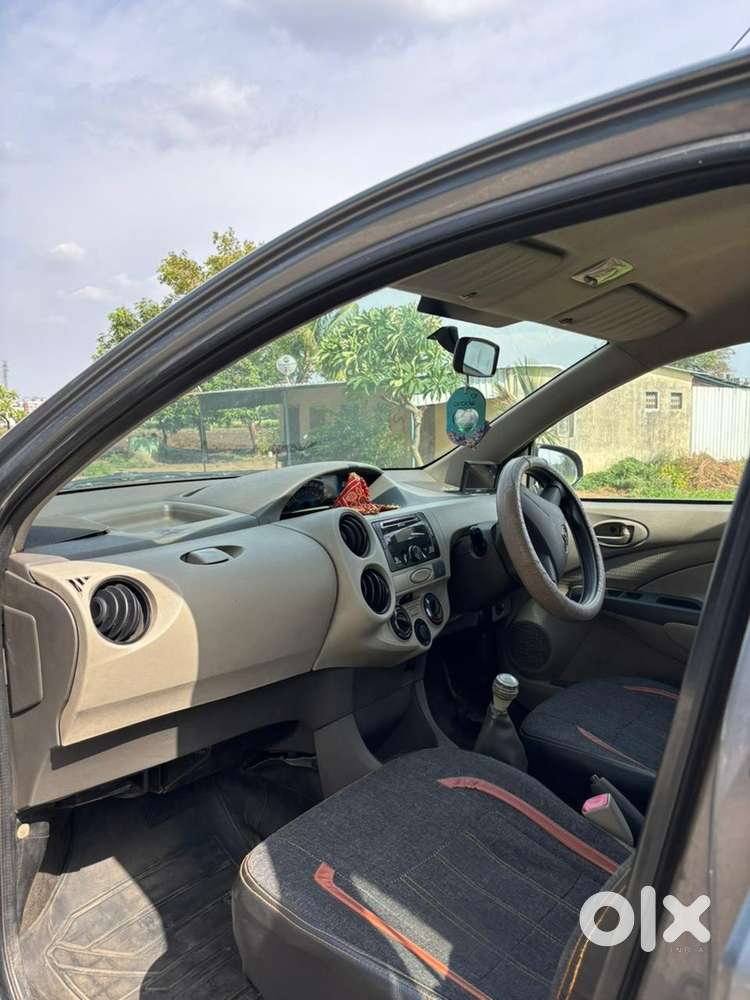 Toyota Etios Petrol 2013