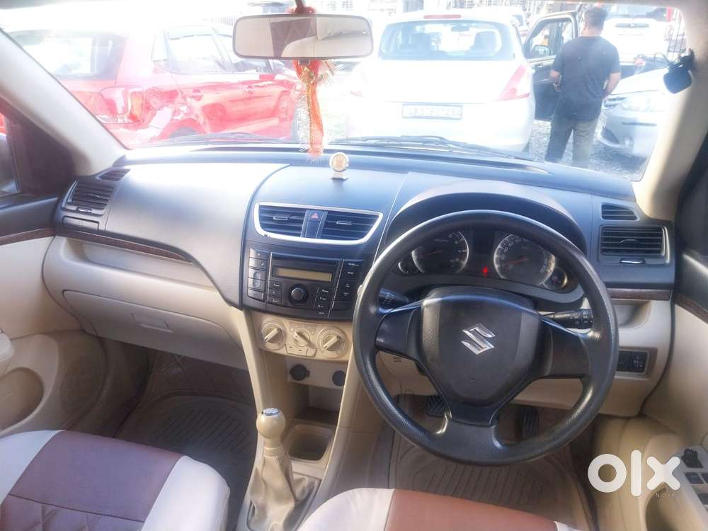 Maruti Suzuki Swift Dzire 1.2 Vxi Bsiv, 2014, Petrol