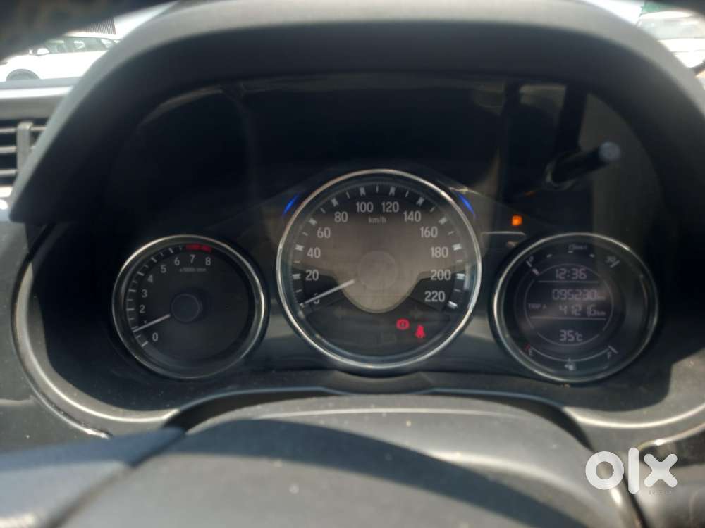 Honda City I-vtec V, 2018, Petrol