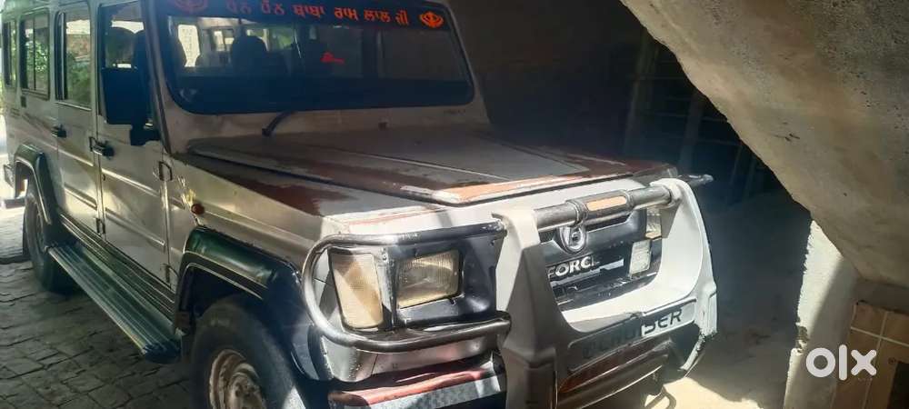 Force Motors Trax Cruiser 2011