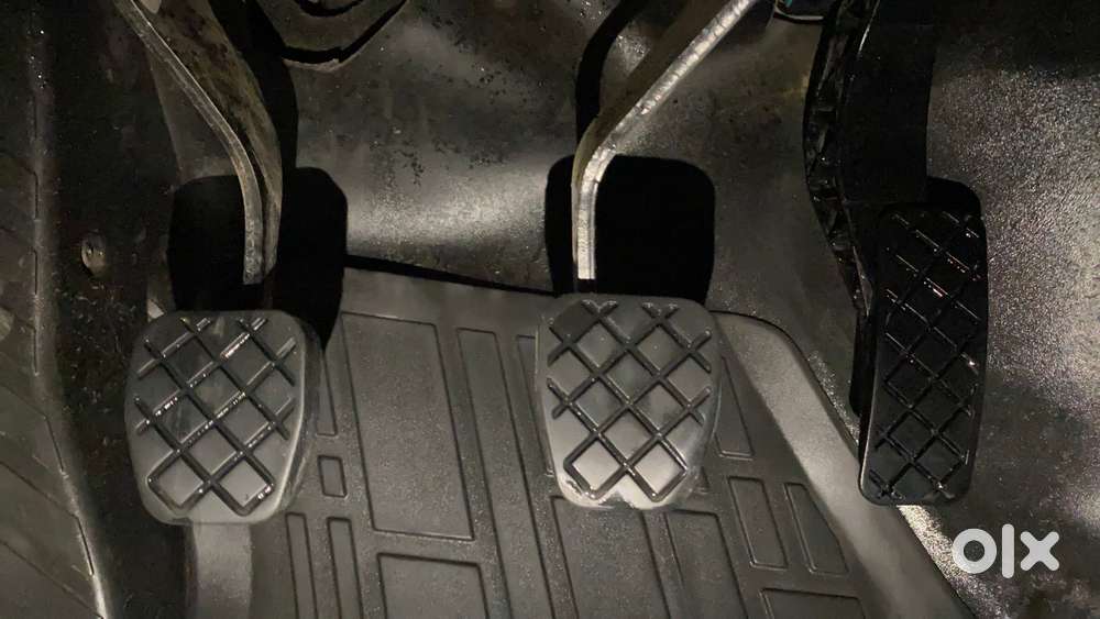 Skoda Slavia 1.0 Ambition Tsi, 2022, Petrol