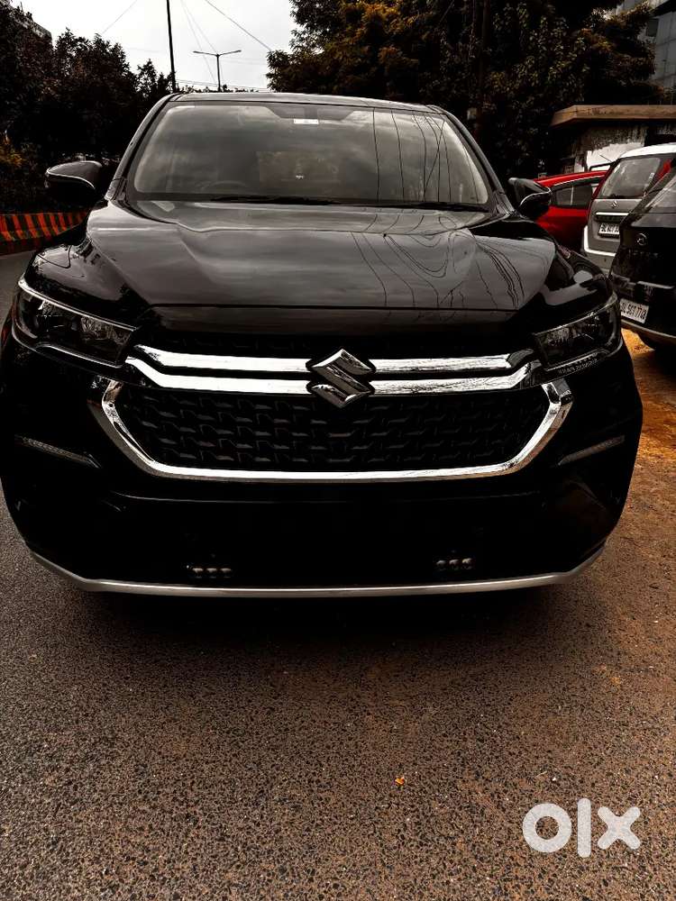 Maruti Suzuki Invicto Alpha 2025