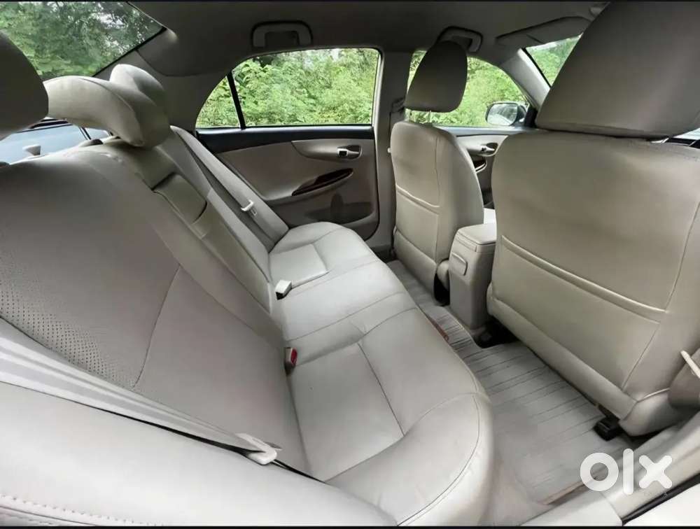 Toyota Corolla Altis 2013 Petrol Well Maintained