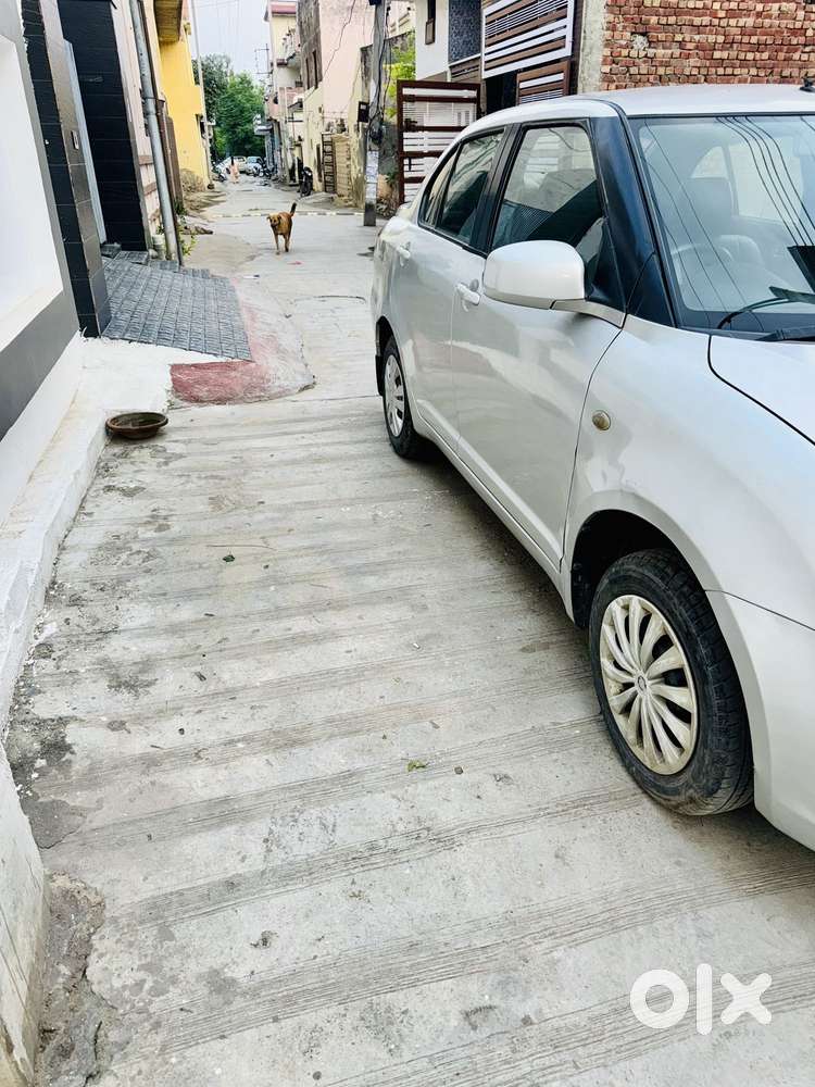 Maruti Suzuki Swift Dzire 1.3 Vxi, 2011, Petrol