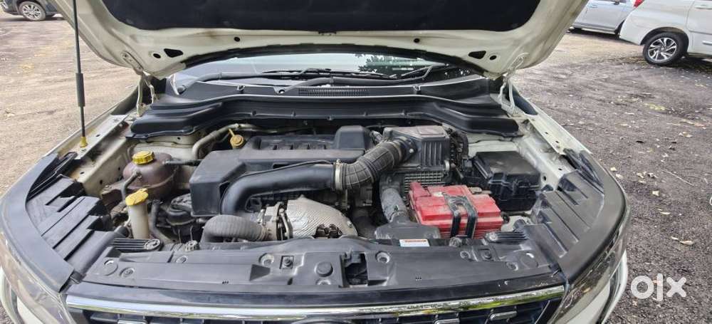 2019 Mahindra Xuv300 W8(o) Diesel | Single Owner