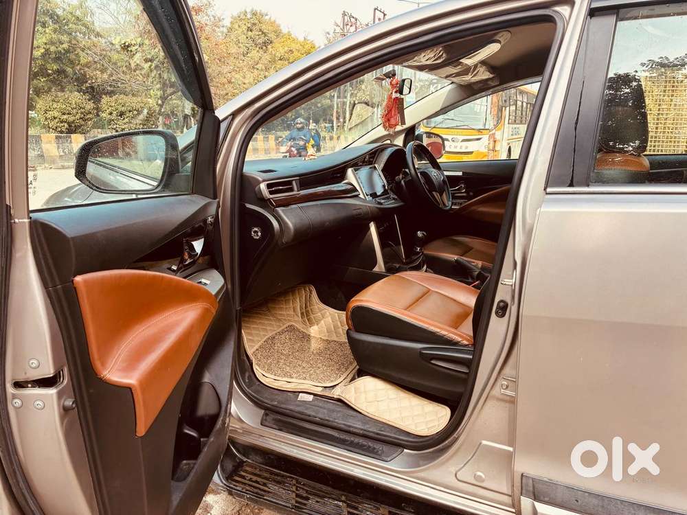 Toyota Innova Crysta 2.4 Vx Mt, 2022, Diesel