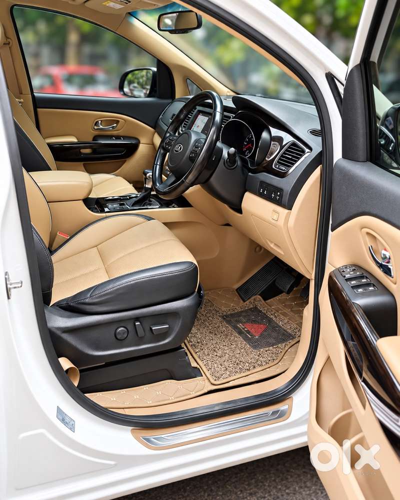 Kia Carnival Limousine 2021