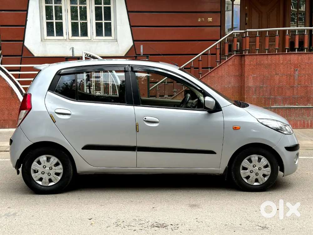 Sun Roof Hyundai I10 Magna 2008 Petrol 78000 Km
