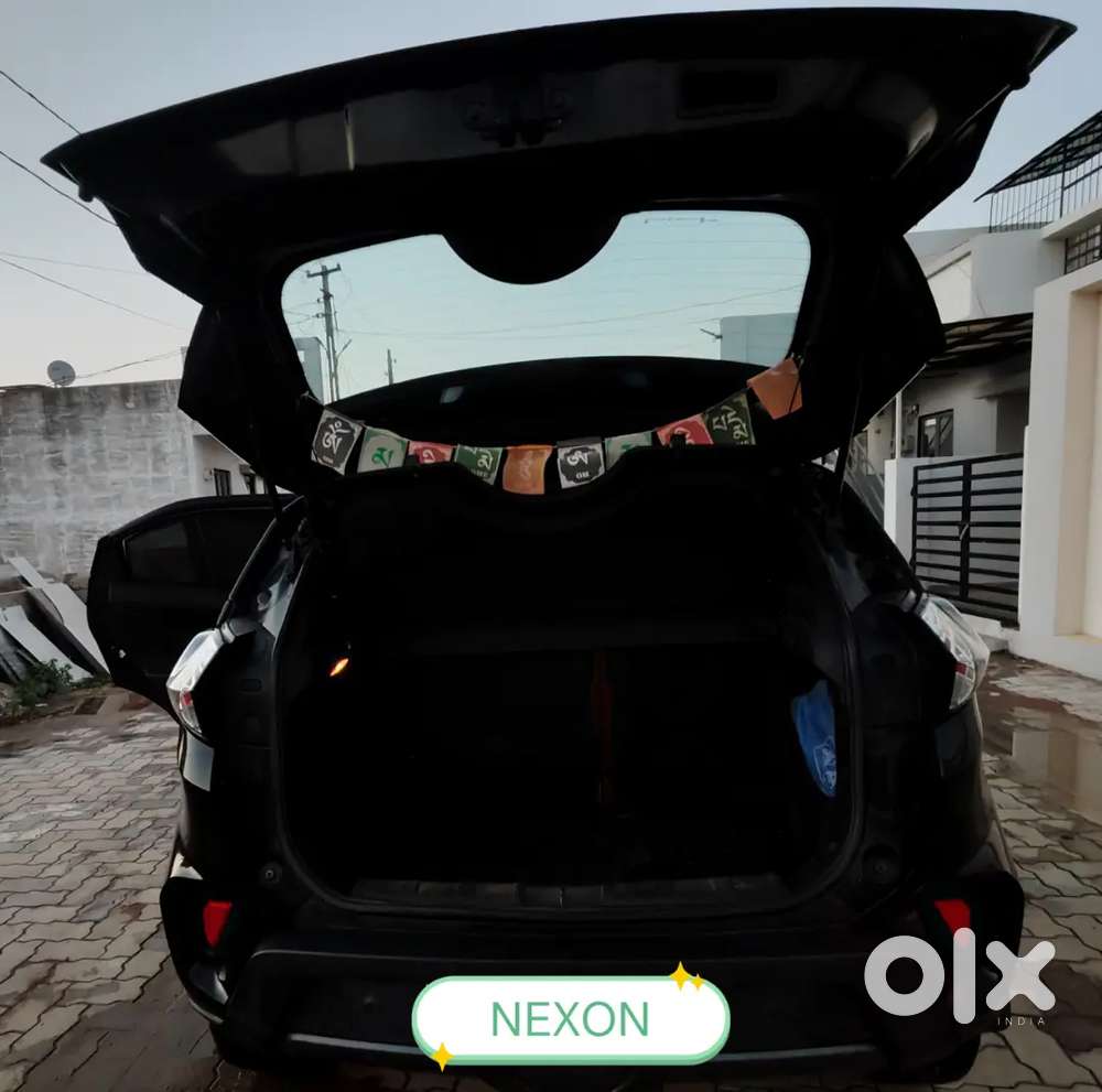 Tata Nexon Diesel Dark 2023 Automatic
