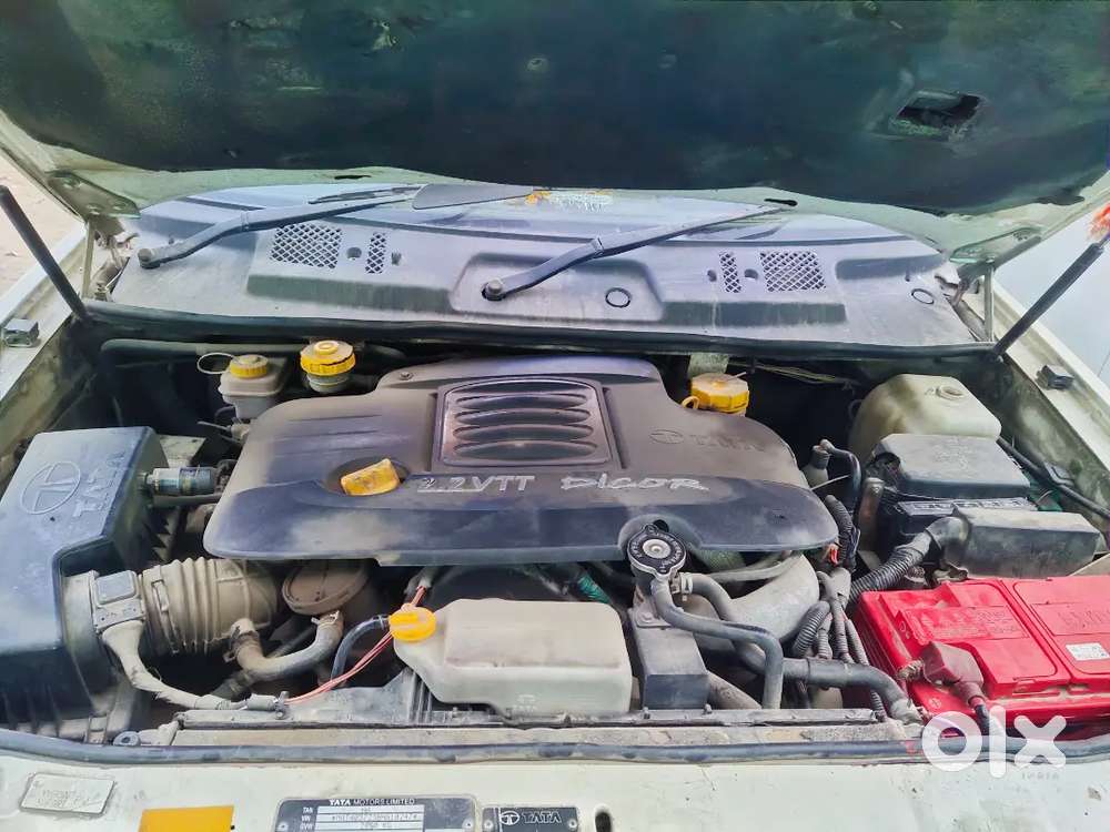 Tata Safari Dicor 2011
