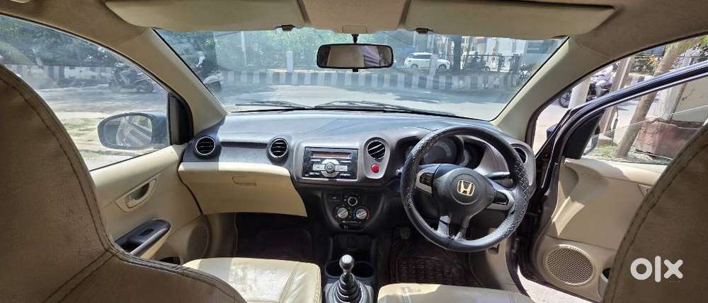 Honda Brio Vx Mt, 2013, Petrol