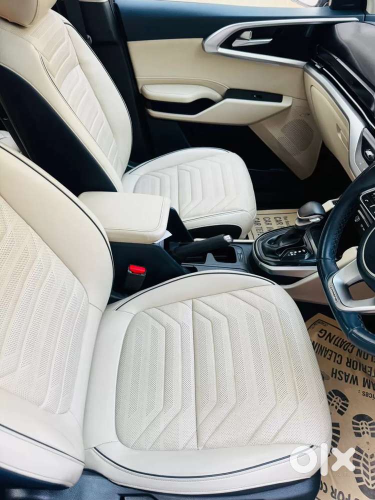 Kia Carens 1.5 Luxury Plus Diesel At 7 Str, 2022, Diesel