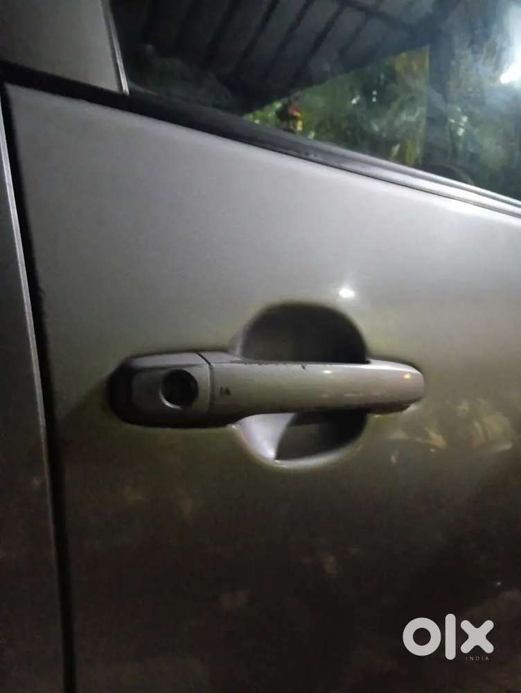Maruti Suzuki Swift Vxi 2017