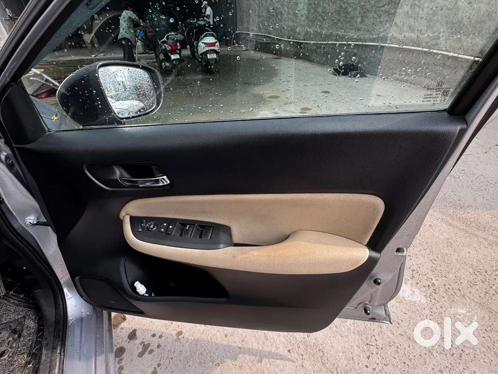 Honda City 2023 Petrol 27000 Km