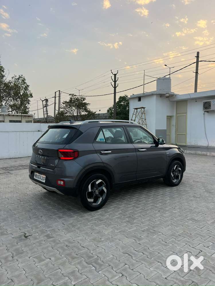 Hyundai Venue Sx Plus Turbo Dct, 2019, Petrol
