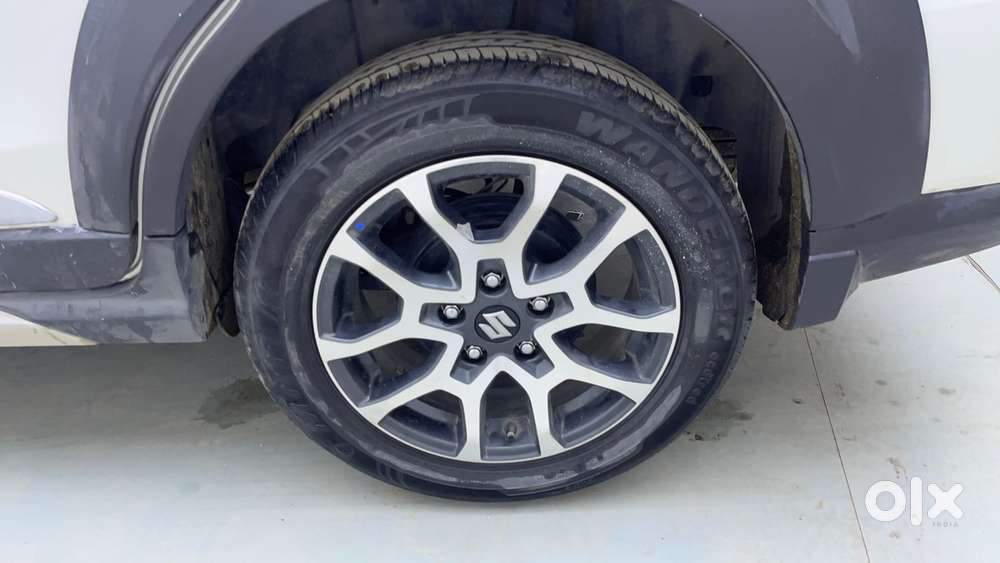 Maruti Suzuki Xl6 1.5 Alpha Mt, 2024, Petrol