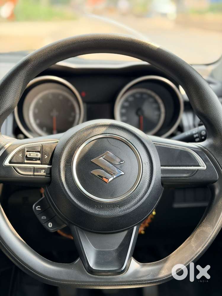 Maruti Suzuki Swift Vxi Abs Bsiv, 2023, Petrol