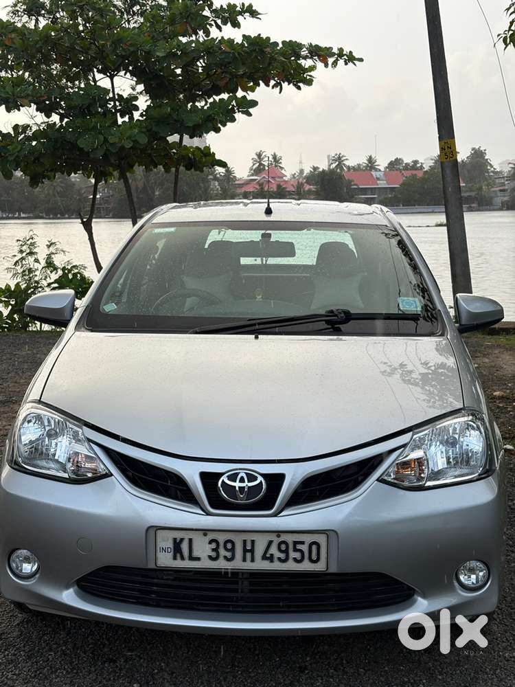 Toyota Etios Liva 2015