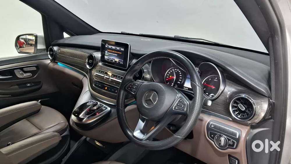 Mercedes-benz V-class 2.1 220 Expression Diesel At, 2019, Diesel
