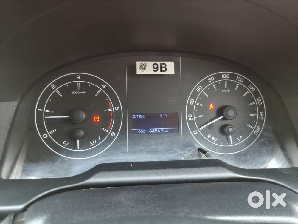 Toyota Innova Crysta 2.4 G Mt 8s, 2022, Diesel