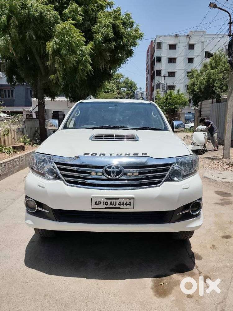 Toyota Fortuner 3.0 4x4 Manual, 2010, Diesel